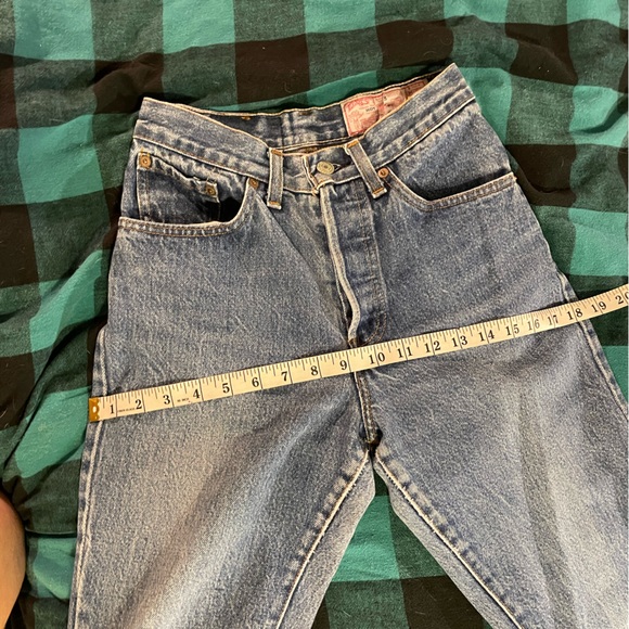 Vintage 501 shrink to fit women’s specific Levi’s - Picture 7 of 12